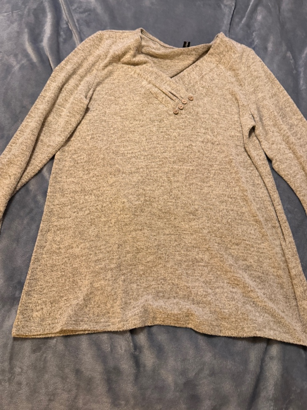 Automet Women's Medium Gray V Neck Button Detail Long Sleeve Sweater Top